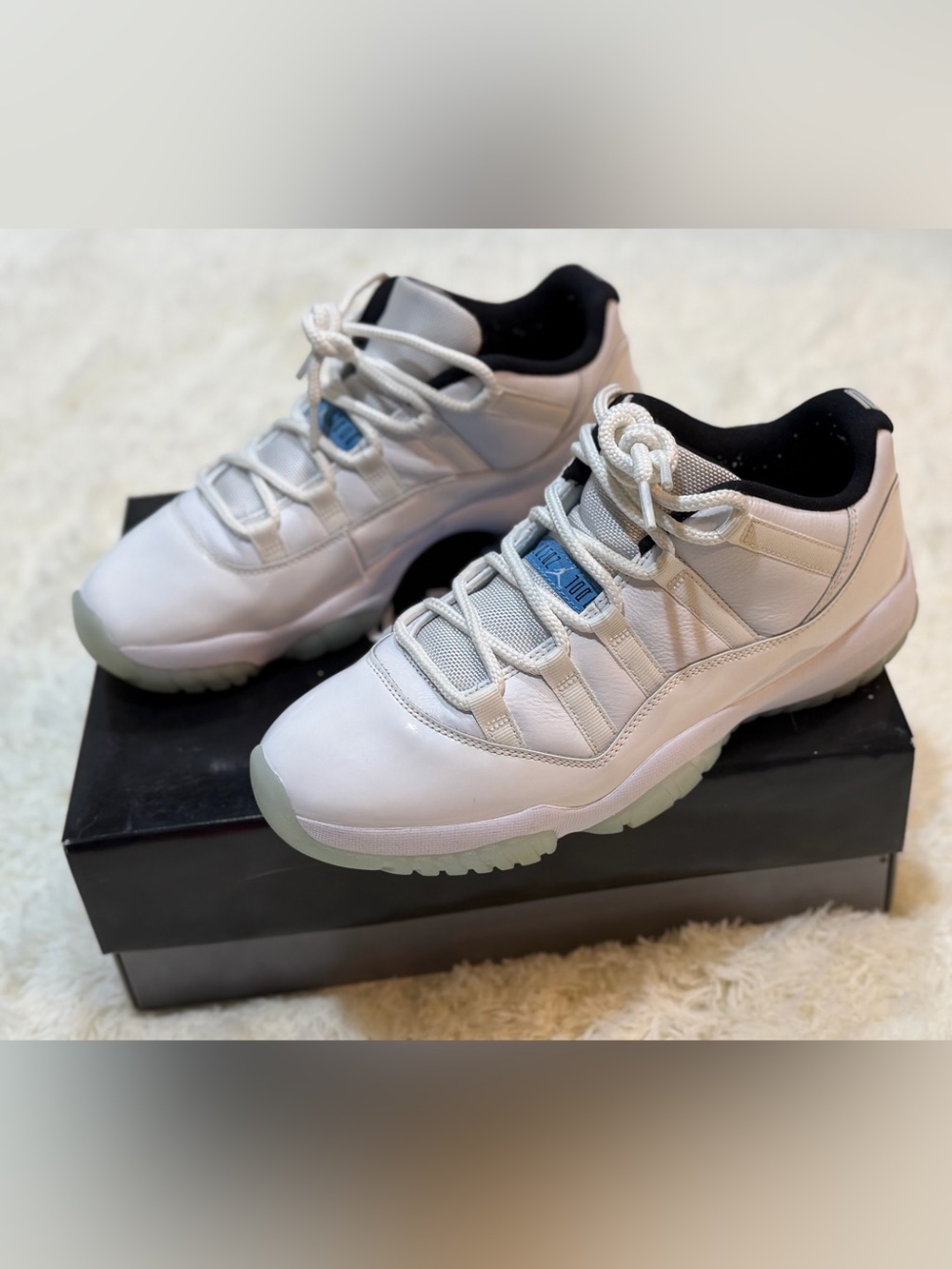 Jordan 11 Retro Low Legend Blue - Men’s 9.5 / Women’s 11 - AV2187-117 - Picture 2 of 10